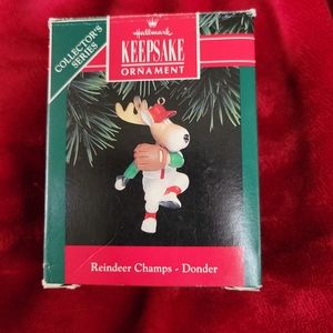 Hallmark Christmas Ornament Reindeer Champs Donder 1992 #7 Baseball Pitcher